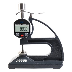 DIGITAL THICKNESS GAUGE WITH CONSTANT MEASURING FORCE